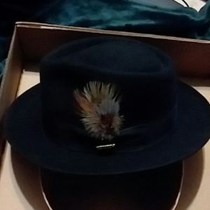 Man's hat